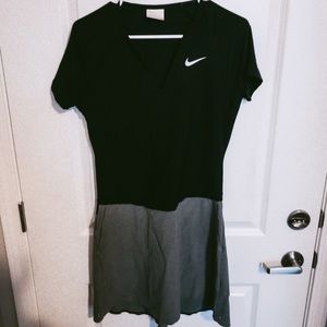 V-neck Nike golf/tennis dress